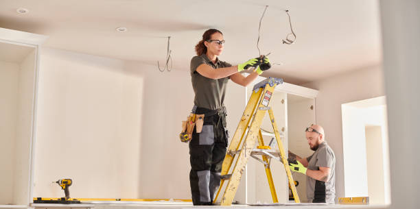 Best Emergency Electrician Near Me  in Hillcrest, CA